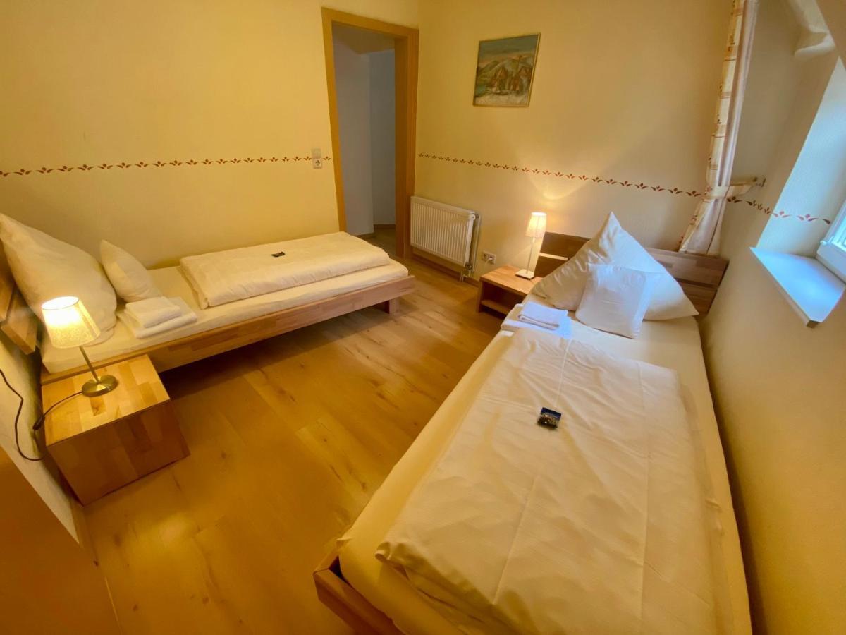 Hotel Gute Quelle ไบล์ชไตน์ ภายนอก รูปภาพ