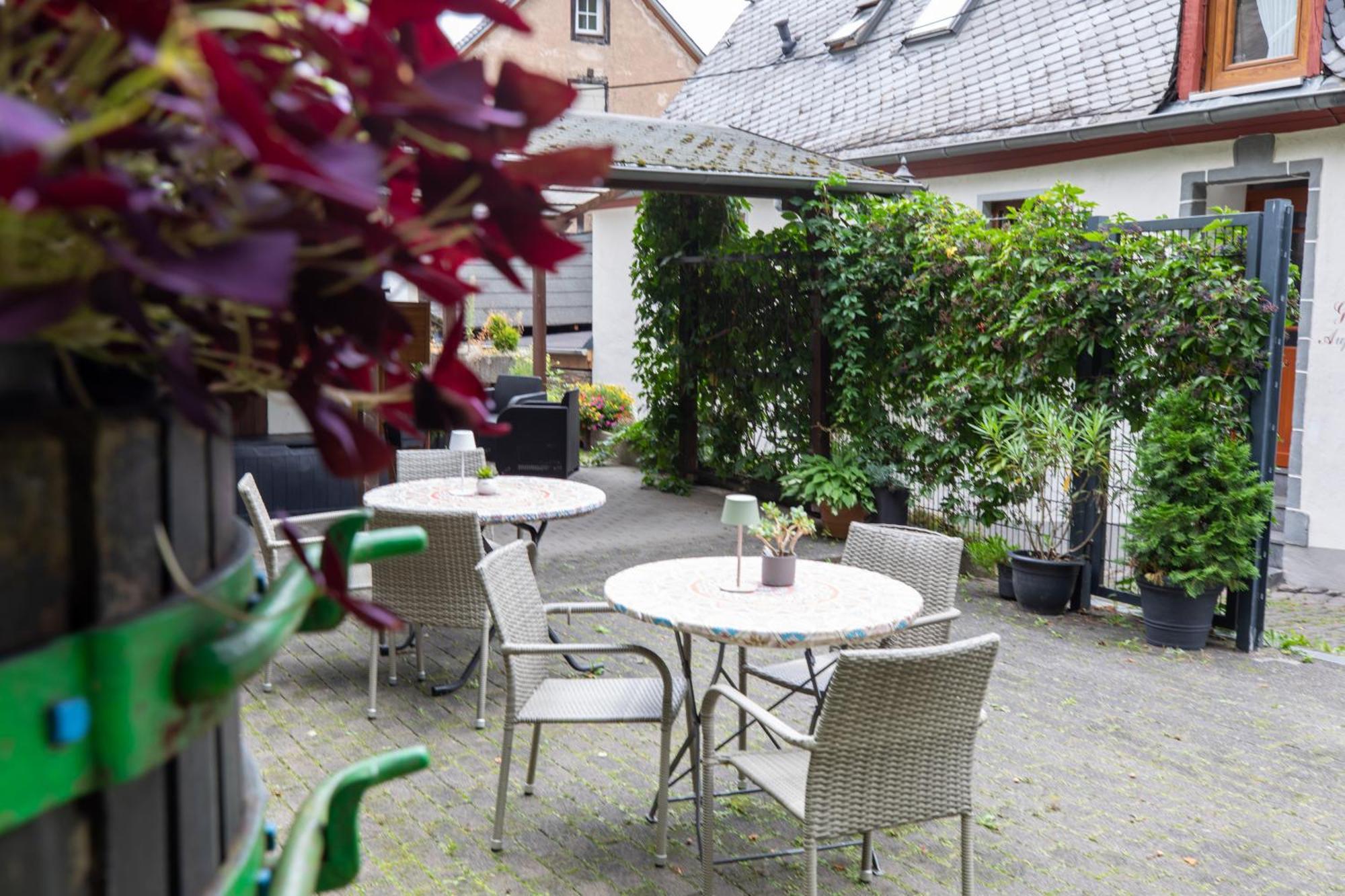 Hotel Gute Quelle ไบล์ชไตน์ ภายนอก รูปภาพ