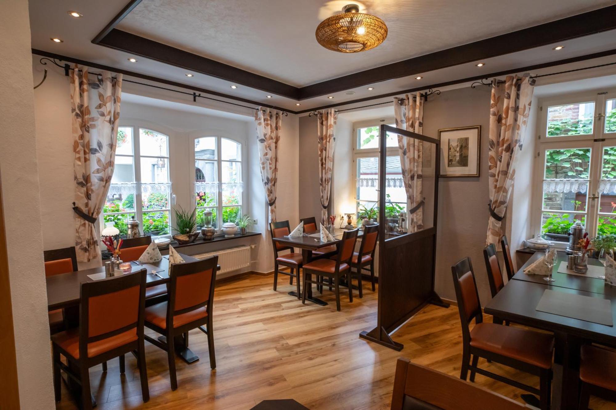 Hotel Gute Quelle ไบล์ชไตน์ ภายนอก รูปภาพ