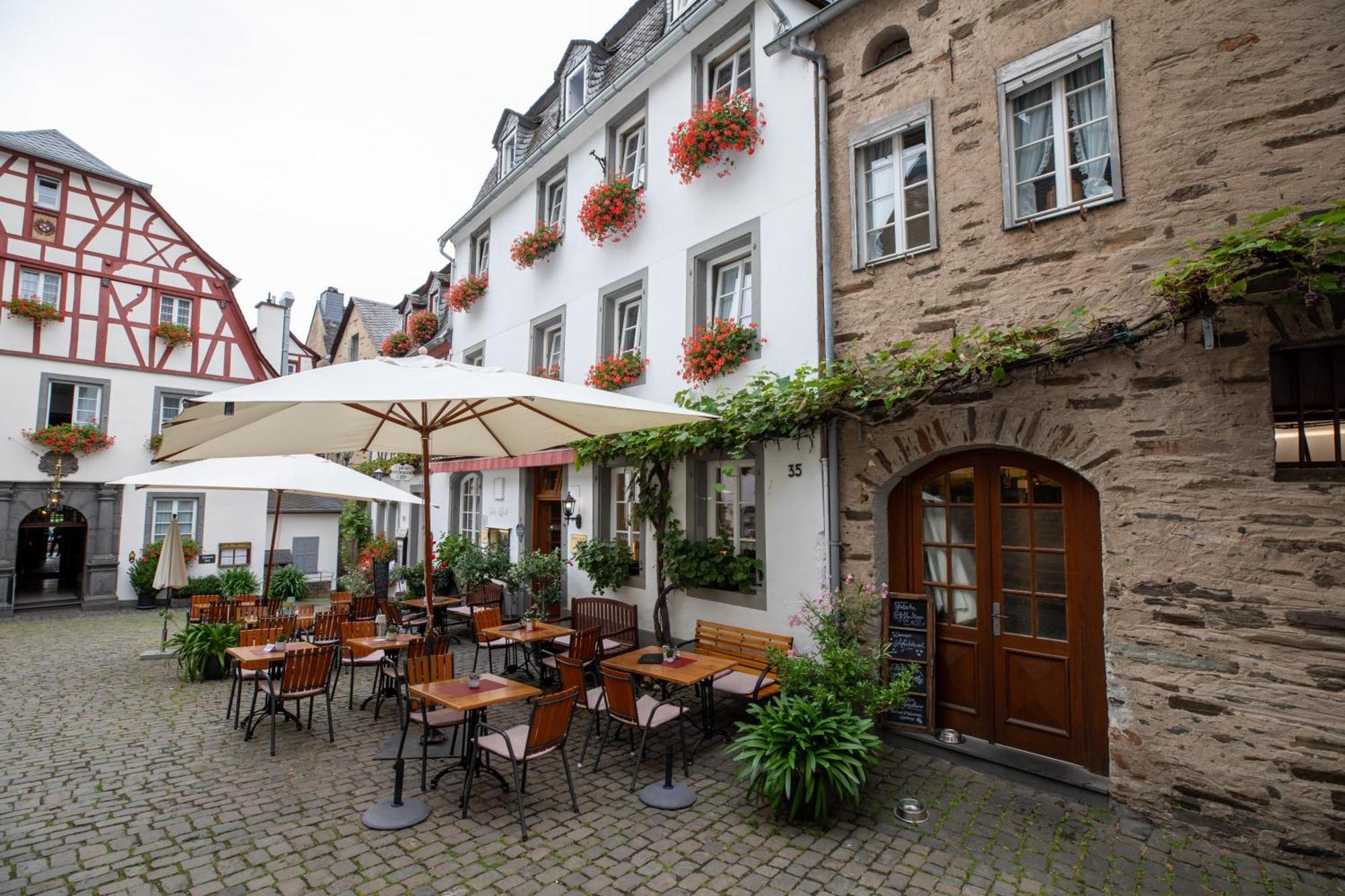 Hotel Gute Quelle ไบล์ชไตน์ ภายนอก รูปภาพ