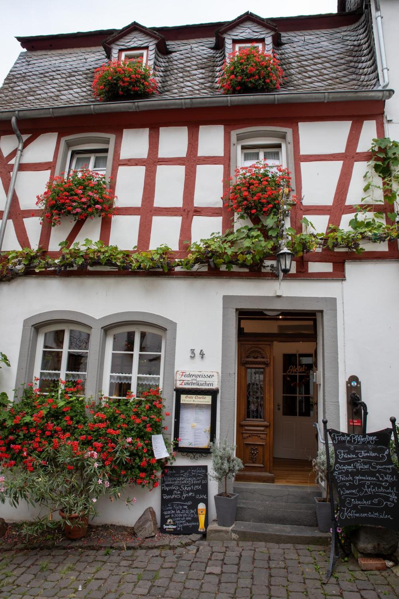 Hotel Gute Quelle ไบล์ชไตน์ ภายนอก รูปภาพ